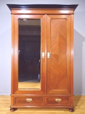 HANNIS ANTIQUE STORE /