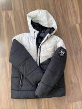 Winterjacke Schwarz-weiß