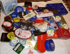 Konvolut von ca 85 Blechdosen mit Deckel, Sammeldosen