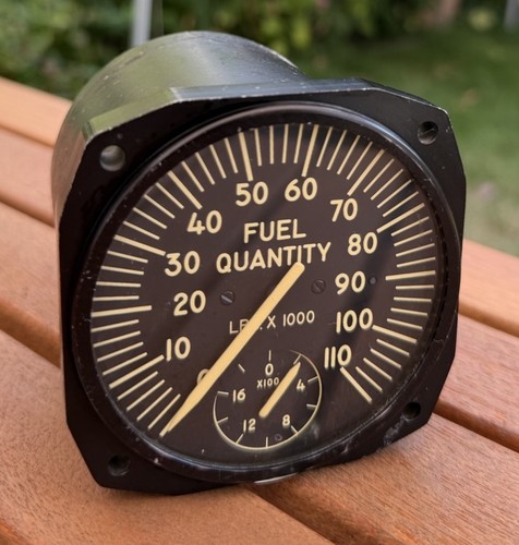 Flugzeug instrument fuel - instrument,