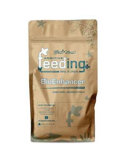 Green house powder feeding - green,