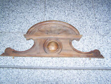 Gründerzeit Aufsatz Schrank Muschelaufsatz Nussbaum massiv, Zierteil