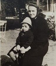 Junge frau mutter - mutter, hat