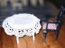  Puppenhaus Puppenstube. Tisch Und Stuhl... Vintage. 