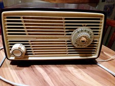 DDR Röhren Radio Modell Sonra Bobby Kleinstsuper 64/58