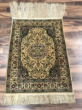 ✔ Hereke | 51 x 71 |