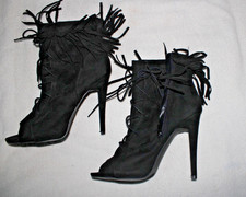 schwarze peep toe Stiefelette