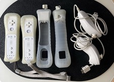 Original Nintendo Wii MotionPlus Controller + Nunchucks