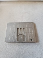 Naehecke 2004 , Stichplatte  für Bernina Aktiva,Artista und Virtuose