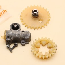 Original Stihl 028 Ölpumpe komplett 1118 640 3210 / 11186403210 / 1118-640-3210