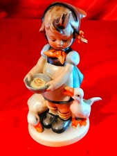 GOEBEL/Hummel 197/1 Mädchen