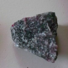 Rubin in Zoisit l Natur  Afrika ?(X408)Schau Mal durch !