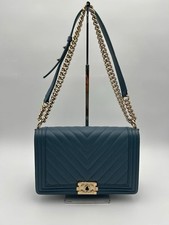 Chanel Boy Ledertasche Caviar