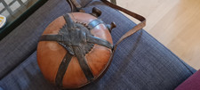 Sehr alte Feldflasche rund 20 cm Leder - defekt