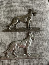 2 Reliefs Schäferhund Hund