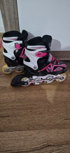 Leuchtende rollschuhe - leuchtende,