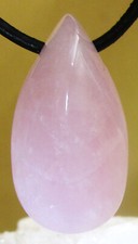 ROSENQUARZ   TROPFEN Anhänger    TROMMELSTEIN   gebohrt    Nr.102