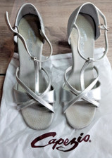 Tanzschuhe von Capezio, silber, Gr. 37, mit Riemchen, Absatzhöhe ca. 8,5 cm