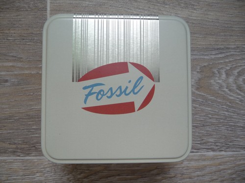 Fossil blechdose quadrat - fossil,