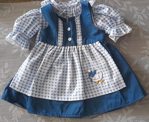 Niedliches blaues kleidchen - niedliches,