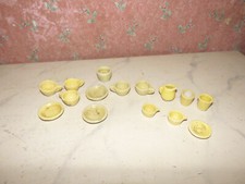 Alte Porzellan-Teile-ca