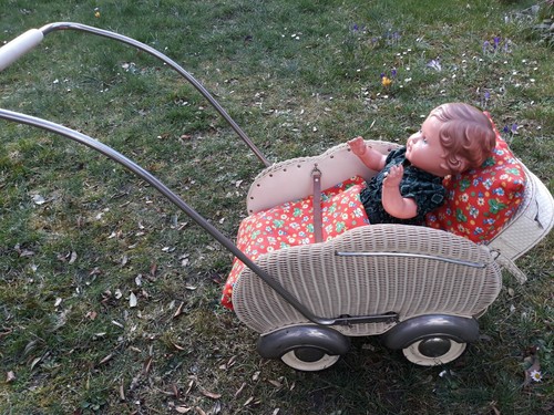 Nostalgie-Sport-Puppenwagen