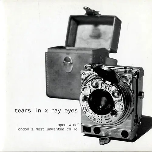 Tears ray eyes - in,