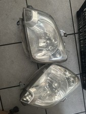 Daihatsu Cuore Scheinwerfer