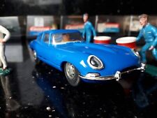 MODELLAUTOS CARRERA UNIVERSAL "JAGUAR E-TYPE", sehr gepflegter Gebrauchter
