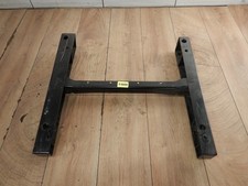 Sitzkonsole VW Caddy 2K5 vorne