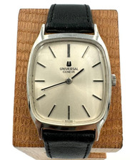 Universal Geneve Quartz A2318