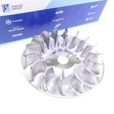 Riemenscheibenhälfte Lüfterrad Original für Piaggio Vespa GTS 250 300 MP3 300 X7