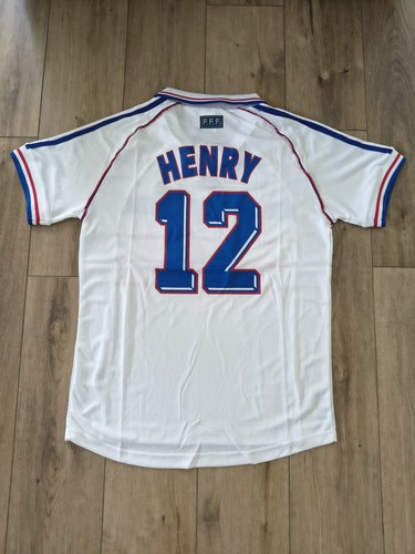 Retro thierry henry - thierry, frankreich