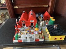 LEGO Eigenbau Brauerei Bremme Bräu Barmen mit Biergarten und vielen Figuren