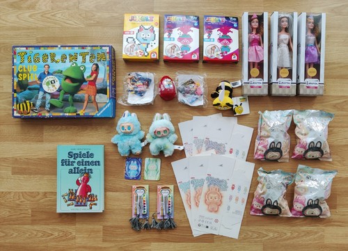 Spielzeug paket puppen - spielzeug, monster