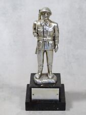 DDR NVA MFS Ehrengeschenk / Soldat Metallfigur auf Sockel
