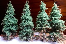 Dioramenzubehör Tannenbäume 1/35