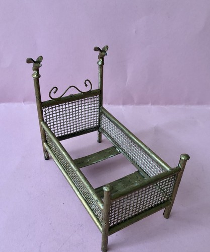 Antike sbett aus - antike, metall