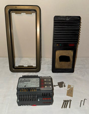 Siedle Vario Außenstation mit Netzgleichrichter – Klingel, Gegensprechen, Licht