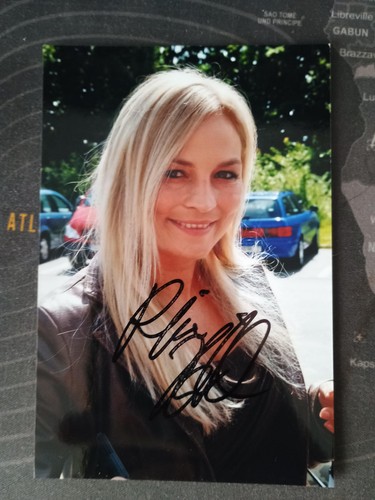 Autogramm regina halmich - autogramm,