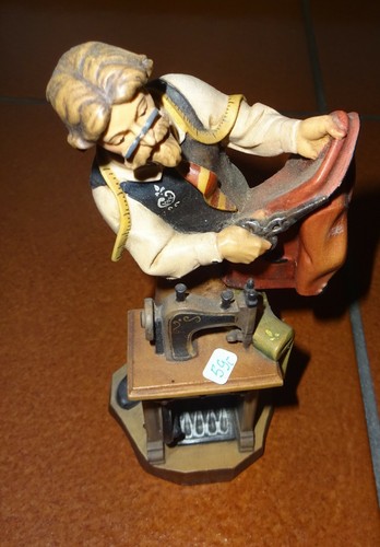 Holzfigur schneider südtirol - holzfigur,