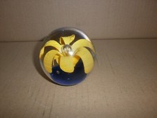 Briefbeschwerer - Glaskugel -