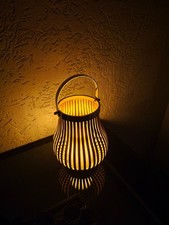 Laterne mit LED-Echtwachskerze