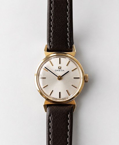 Schöne goldene omega - schöne,