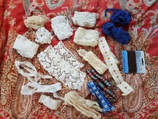 Großes Konvolut von Borten