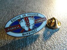 Selten Anstecknadel - Barefoot