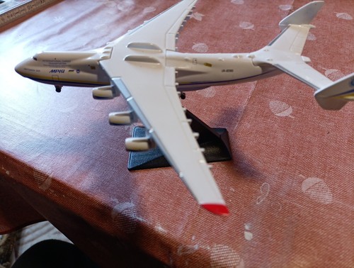 Metall transportflugzeug - metall,