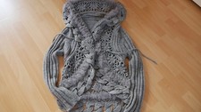 Strickjacke Gr. 40 grau mit Pelzbesatz