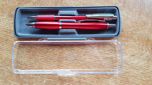 Kugelschreiber und bleistift - kugelschreiber,