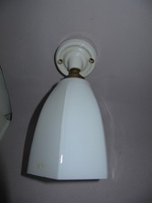 Wandlampe Art Deco Lampe Porzellan France milchig weißer Glasschirm _ ca 1915-30